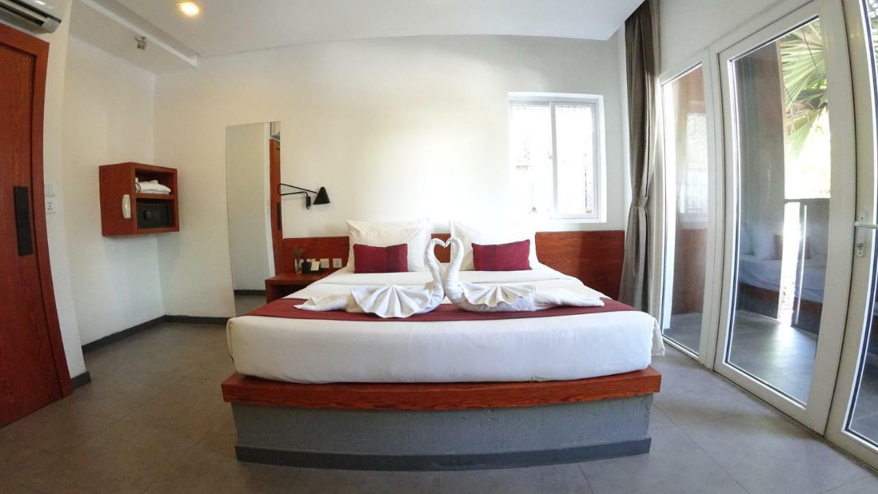 Hotel Records Phnom Penh Luaran gambar