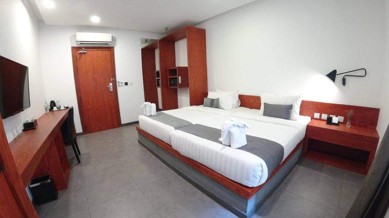 Hotel Records Phnom Penh Luaran gambar