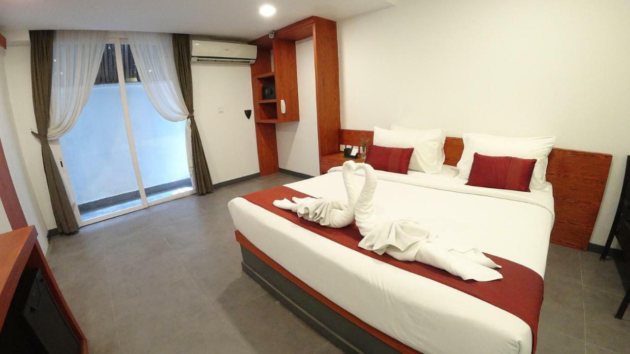 Hotel Records Phnom Penh Luaran gambar