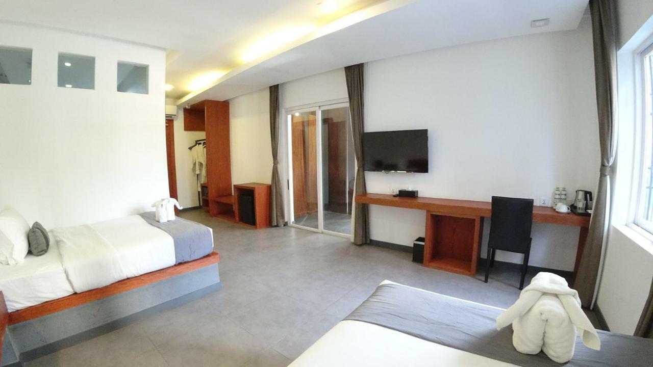 Hotel Records Phnom Penh Luaran gambar