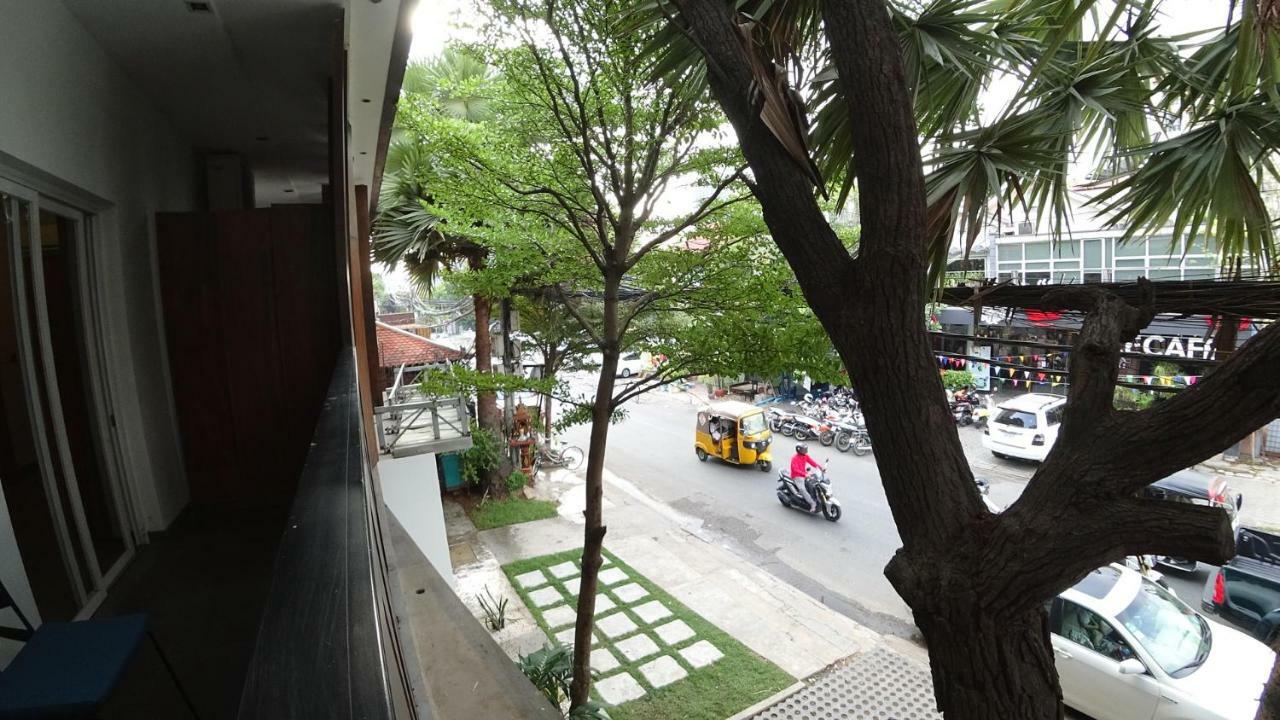 Hotel Records Phnom Penh Luaran gambar