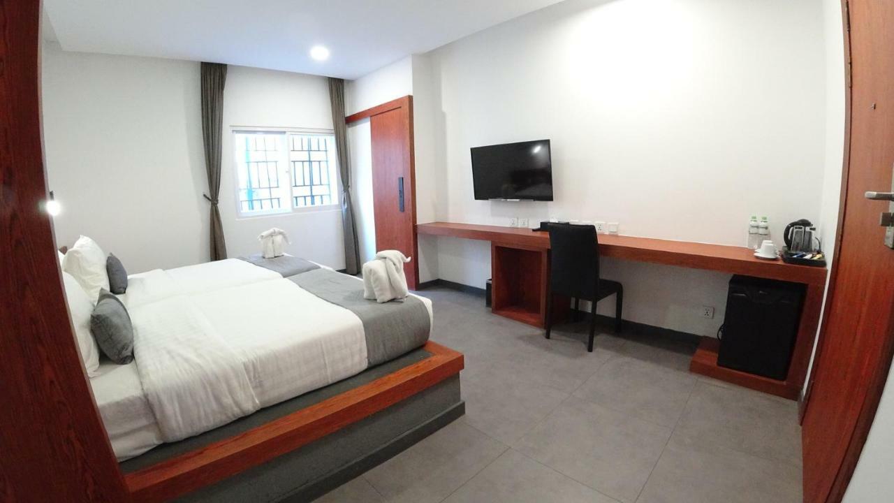 Hotel Records Phnom Penh Luaran gambar