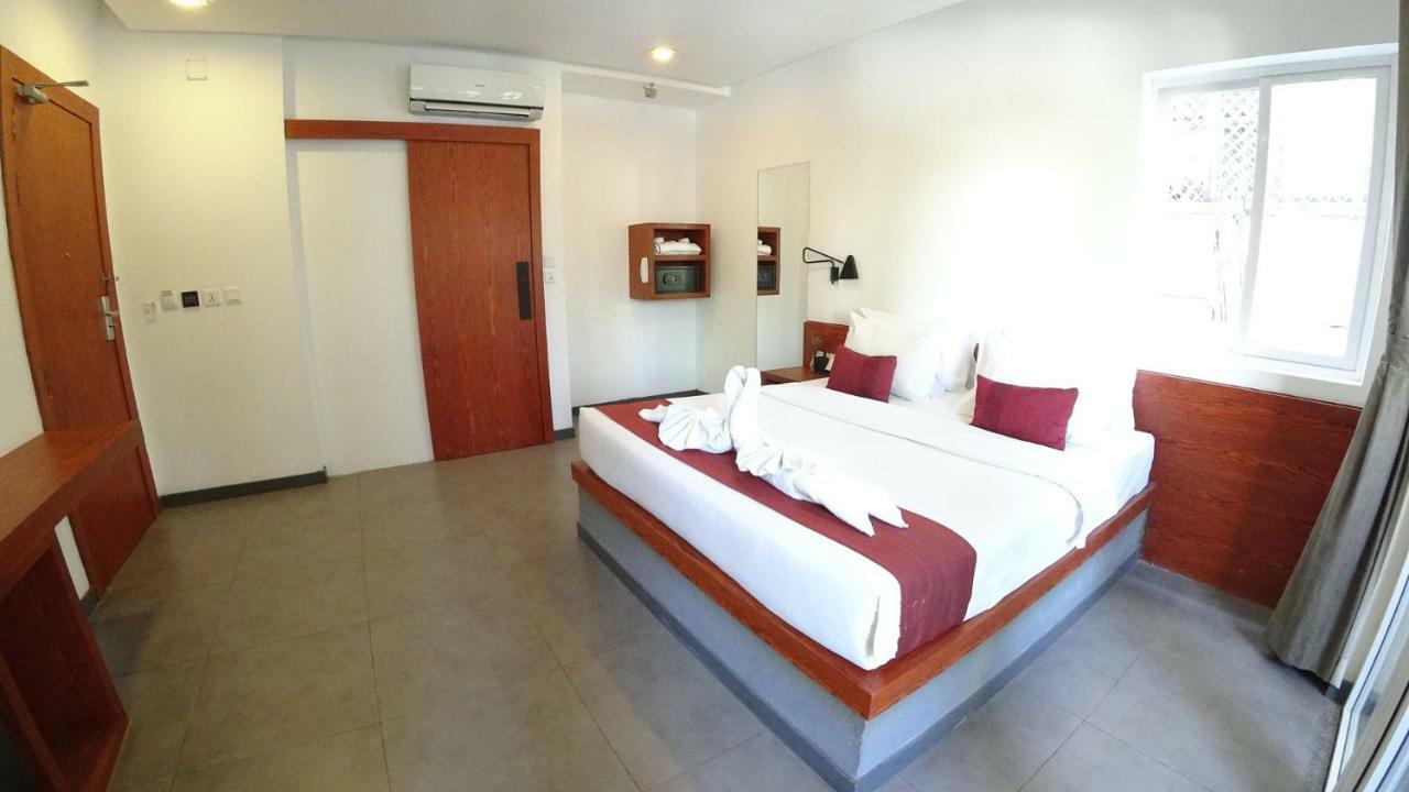 Hotel Records Phnom Penh Luaran gambar