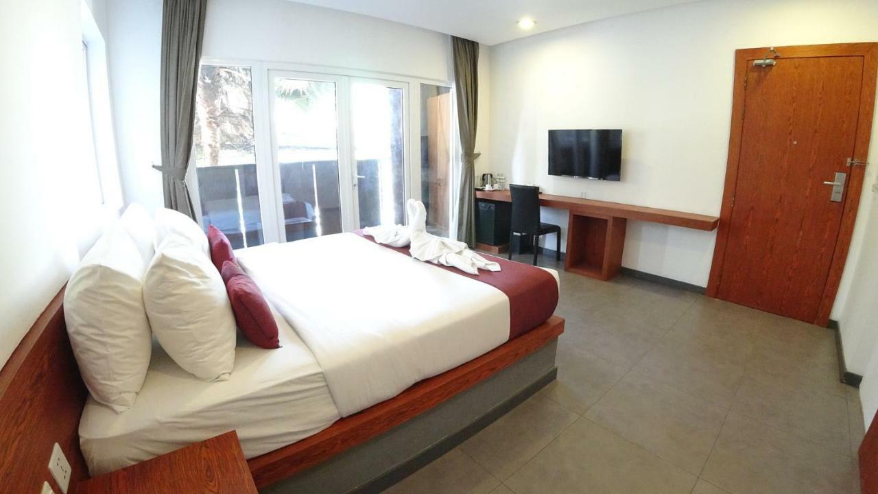 Hotel Records Phnom Penh Luaran gambar