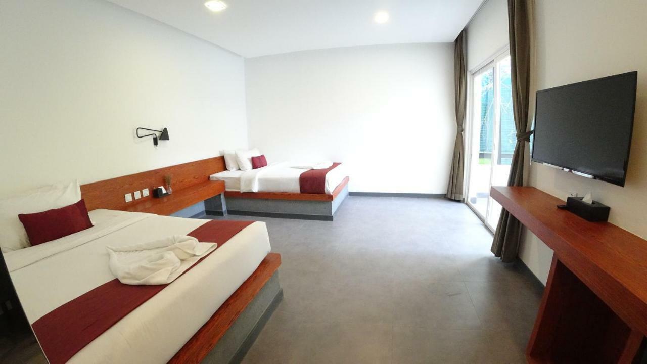 Hotel Records Phnom Penh Luaran gambar