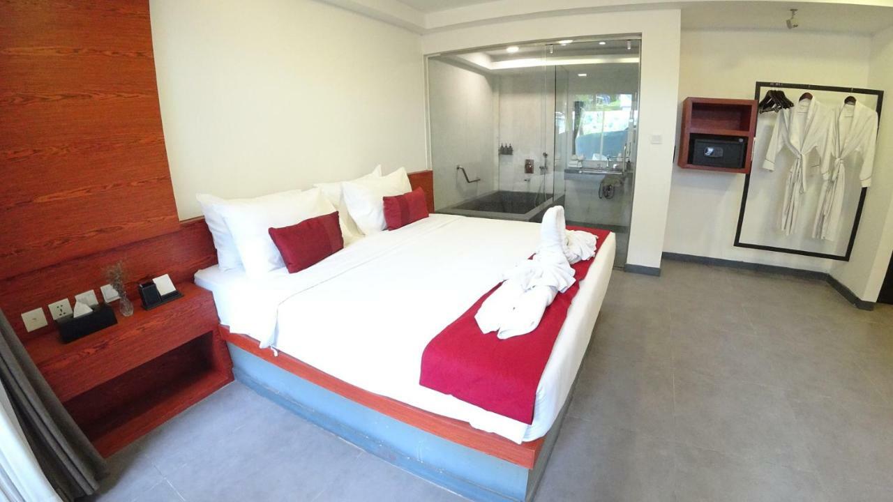 Hotel Records Phnom Penh Luaran gambar